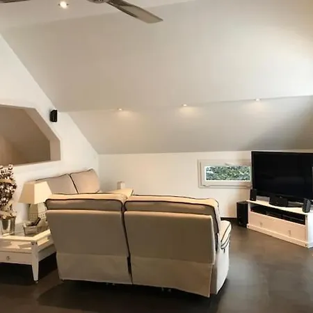 Le Grand Sapin. Maison Au Calme Proche Commerces Holiday home Gerardmer