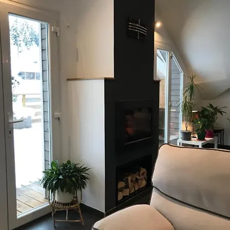 Le Grand Sapin. Maison Au Calme Proche Commerces *